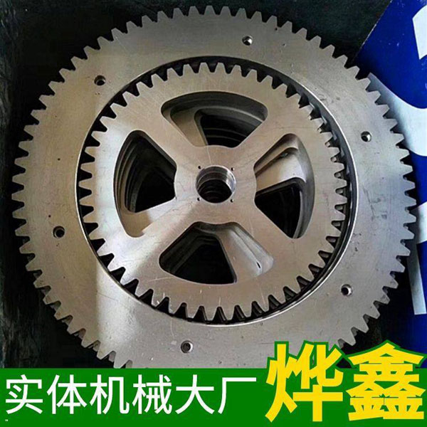 齒輪傳動特點：